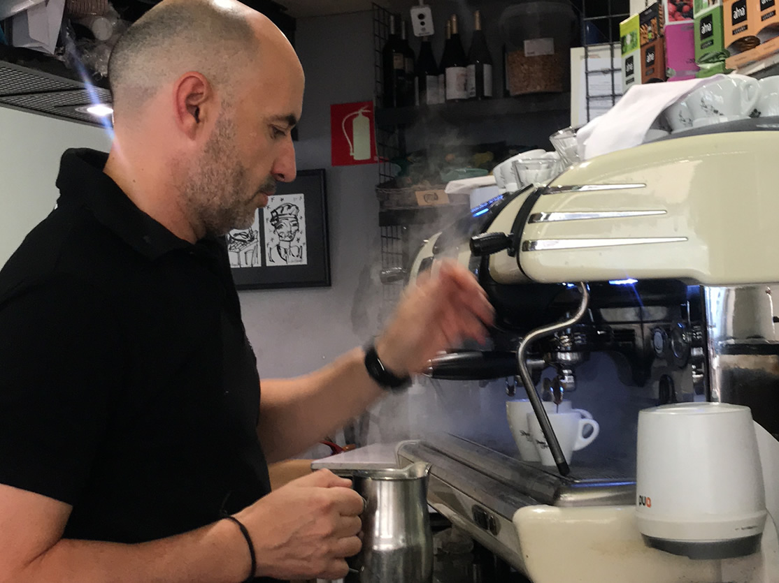 cafetería restaurante brujas y flandes, barrio , Actur, zaragoza